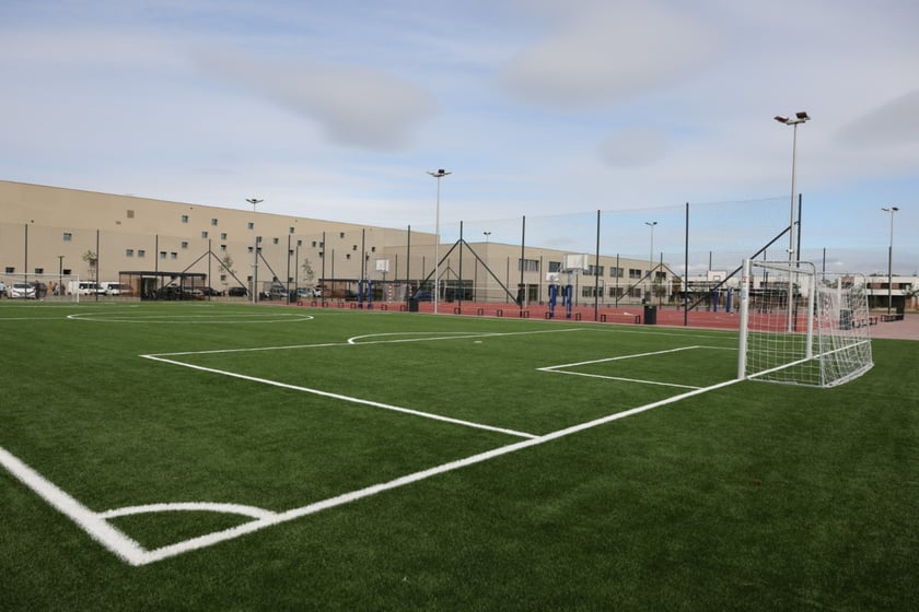 Rozpoczęcie roku szkolnego w nowej szkole przy ul. Asfaltowej we Wrocławiu