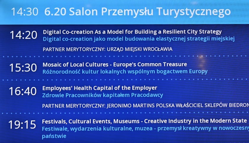 XXXII Forum Ekonomiczne w Karpaczu i dyskusja na temat dyskusji ?Digital co-creation jako model budowania elastycznej strategii miejskiej?.