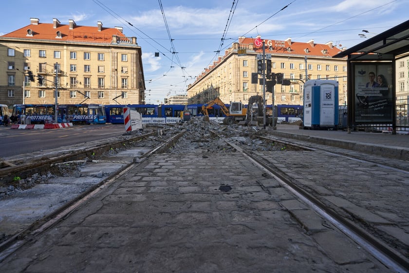 Przebudowa torowiska na skrzyżowaniu Piłsudskiego i Świdnickiej we Wrocławiu, 5.09.2023
