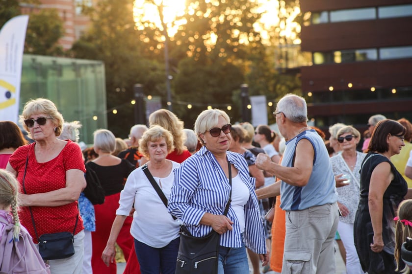 Potańcówka na pl. Wolności