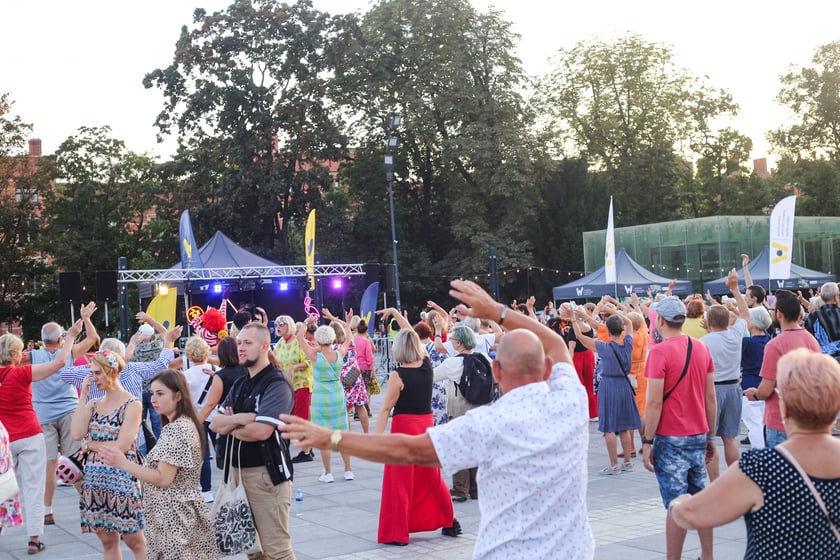Potańcówka na pl. Wolności