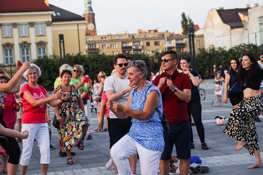 Potańcówka na pl. Wolności
