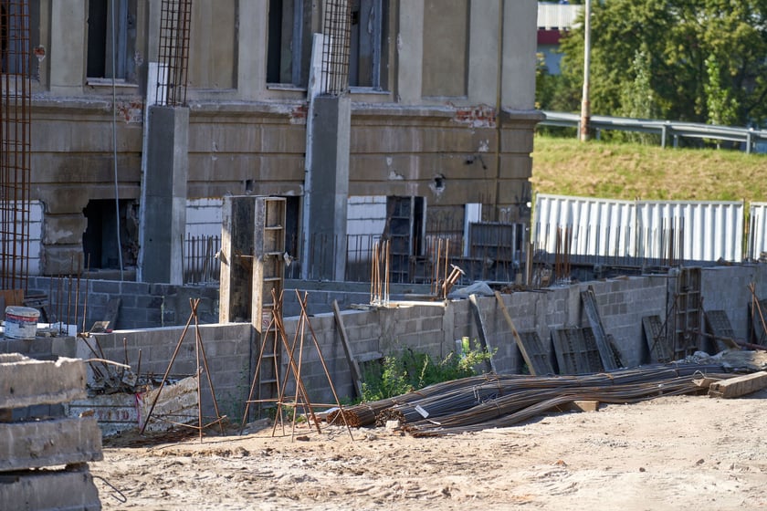 dawnego Zakładowego Domu Kultury WSK Hydral na Psim Polu