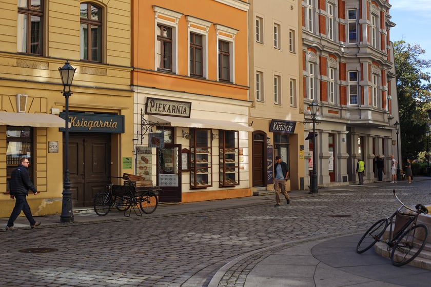 Plac Uniwersytecki we Wrocławiu jako plan filmowy do produkcji pt. Droga do domu