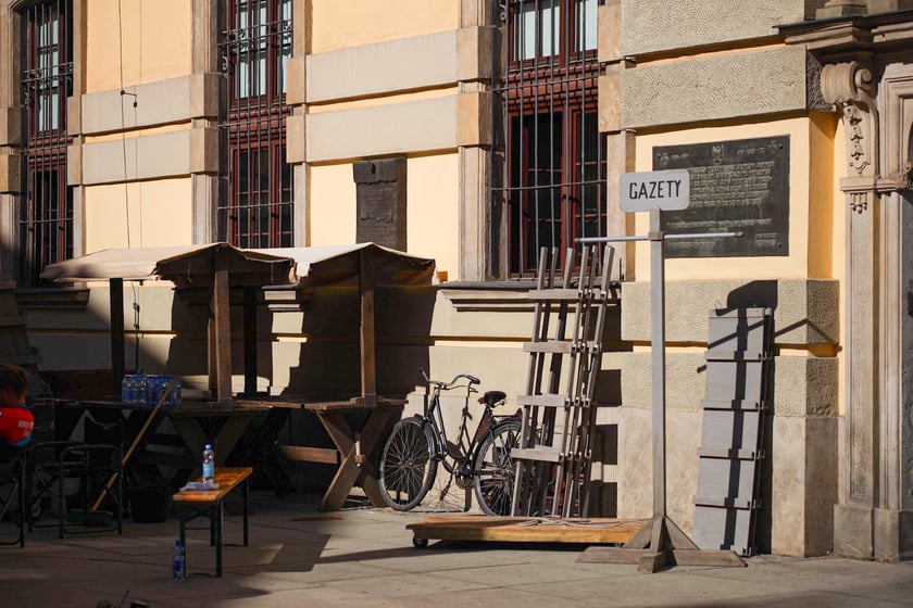 Plac Uniwersytecki we Wrocławiu jako plan filmowy do produkcji pt. Droga do domu