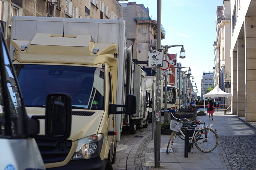 Plac Uniwersytecki we Wrocławiu jako plan filmowy do produkcji pt. Droga do domu
