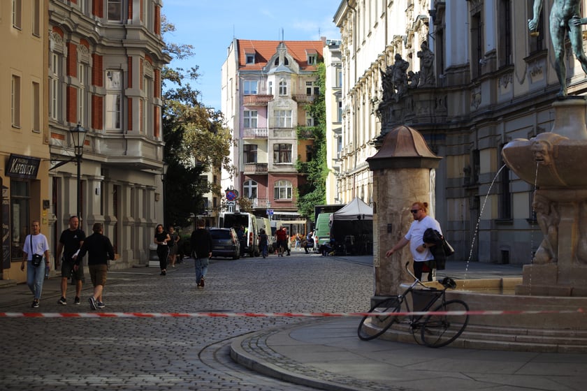 Plac Uniwersytecki we Wrocławiu jako plan filmowy do produkcji pt. Droga do domu