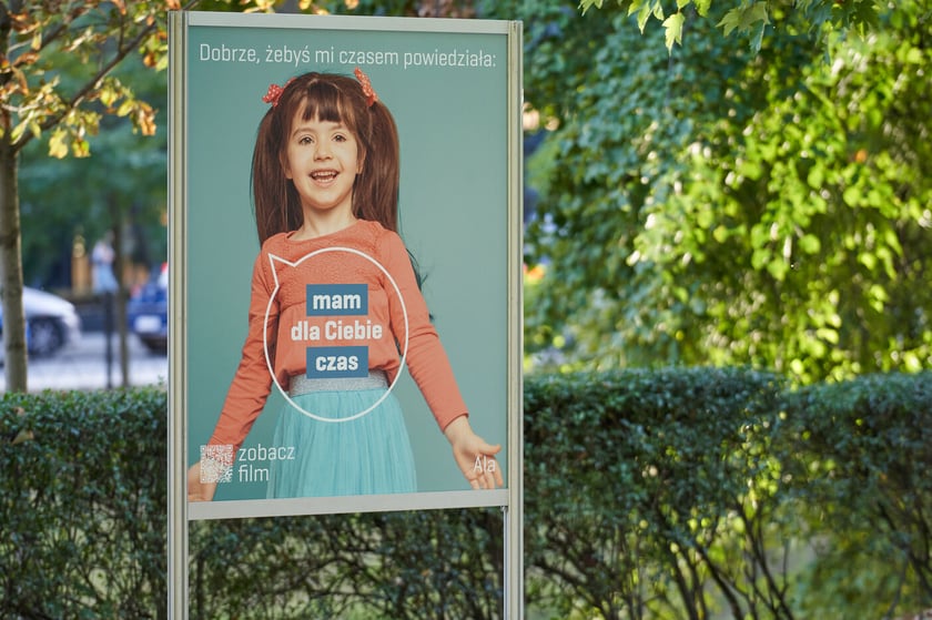 Wystwa "Dzieci&rdquo; na Promenadzie Staromiejskiej