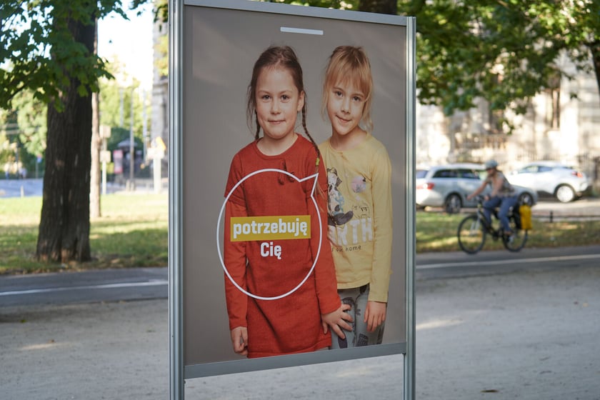 Wystwa "Dzieci&rdquo; na Promenadzie Staromiejskiej