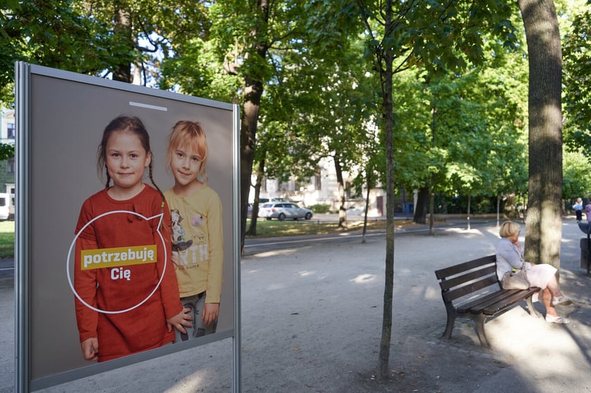 Wystwa "Dzieci&rdquo; na Promenadzie Staromiejskiej