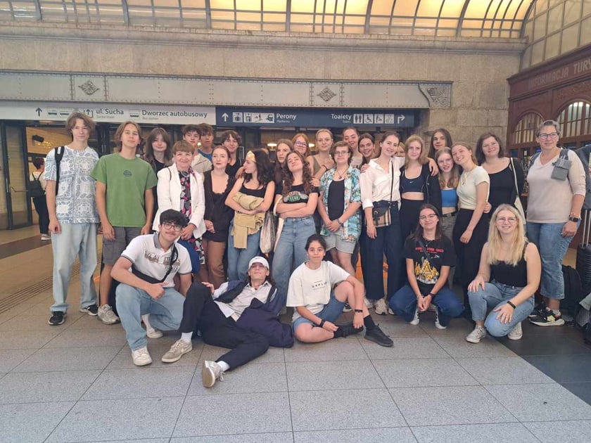Uczniowie  z V Liceum Ogólnokształcące we Wrocławiu i Domgymnasium w Verden.