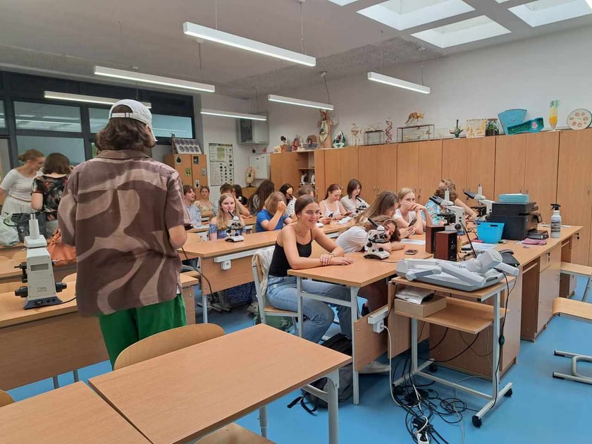 Uczniowie  z V Liceum Ogólnokształcące we Wrocławiu i Domgymnasium w Verden.