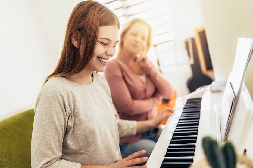 Korepetycje z muzyki Wrocław 2025. Jakie ceny?

nauka gry na gitarze u nauczyciela i online 50-90 zł
nauka gry na pianinie u nauczyciele i online 60-120 zł
nauka gry na saksofonie u nauczyciela i online 50-180 zł

