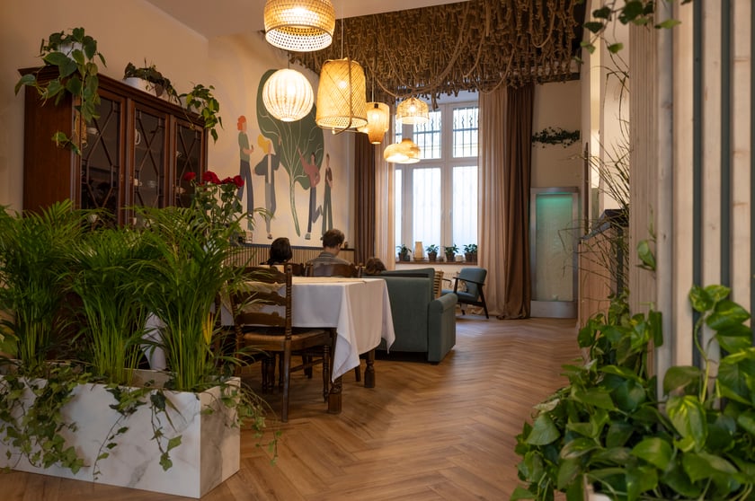 Cafe Równik znów działa!