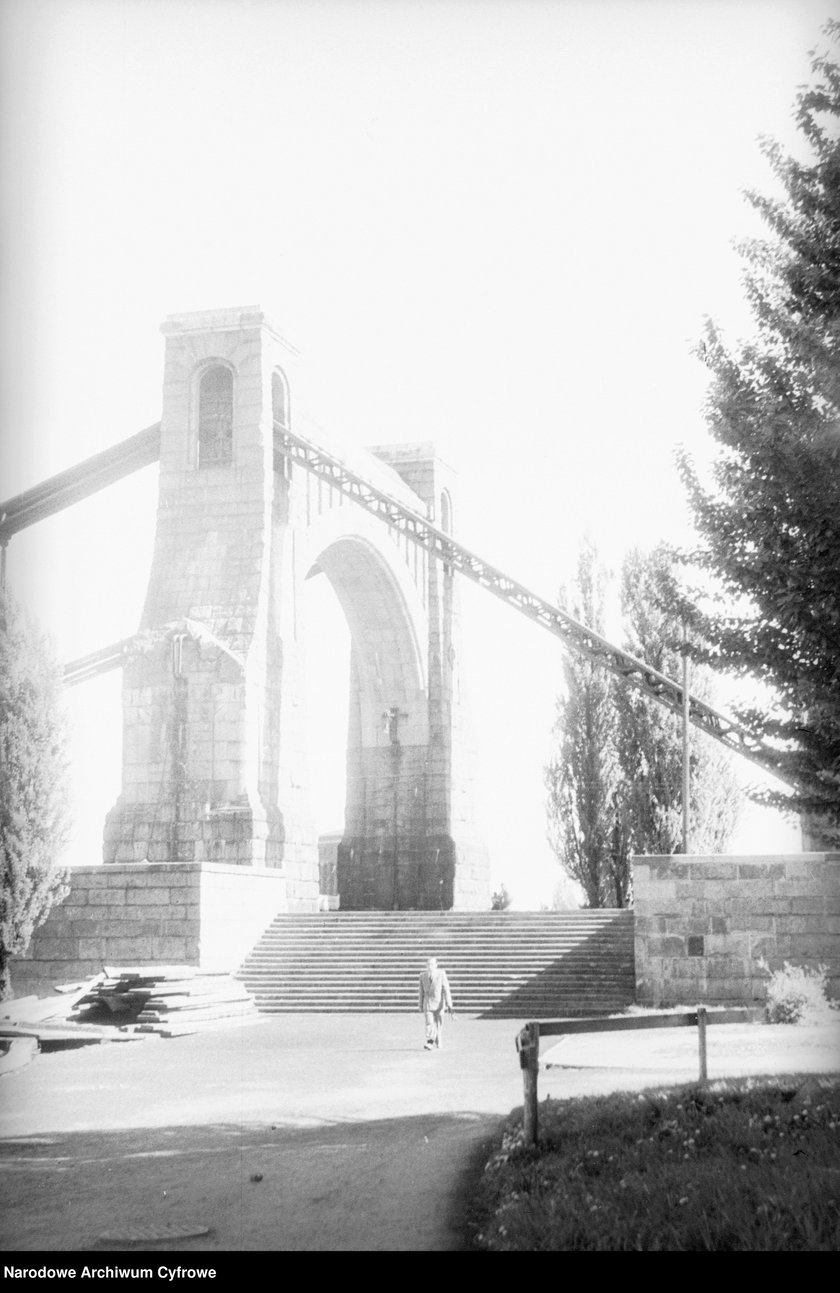 Wrocław tuż po II wojnie światowej. Most Grunwaldzki - lata 1946-1949