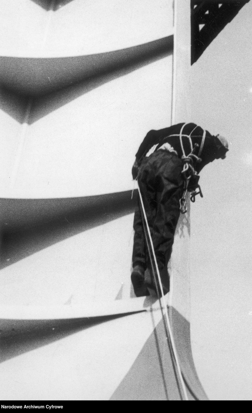 Rok 1948, Wojciech Niedziałek i Zbigniew Jaworowski zdobywają Iglicę.