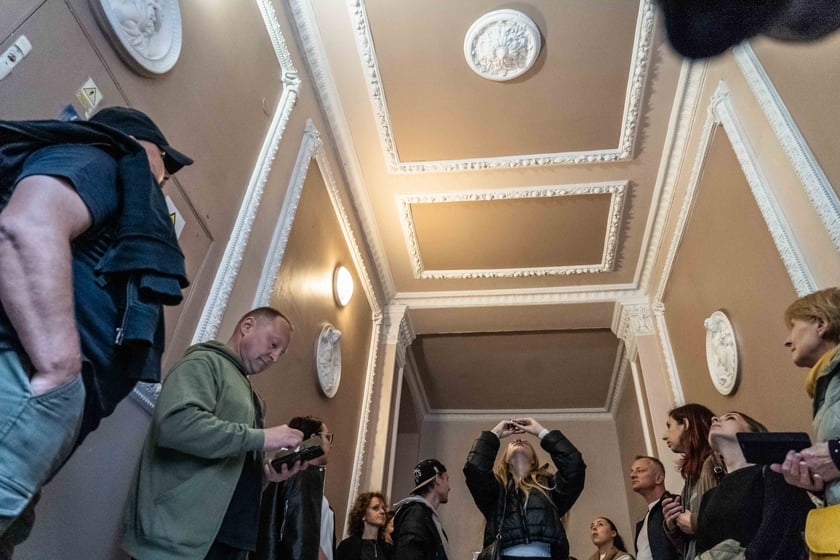 Pięknie zdobione kamienice na Nadodrzu, po których oprowadzał Filip Heliasz