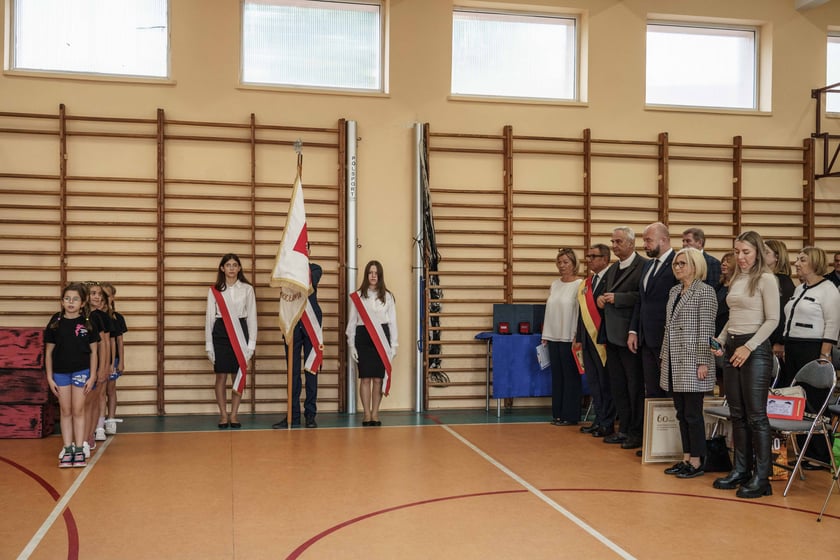 60-lecie Szkoły Podstawowej im. Tysiąclecia Wrocławia przy ul. Polnej na wrocławskim Brochowie