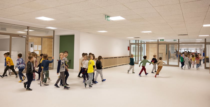 Październikowy dzień w zespole szkolno-przedszkolnym na Asfaltowej
