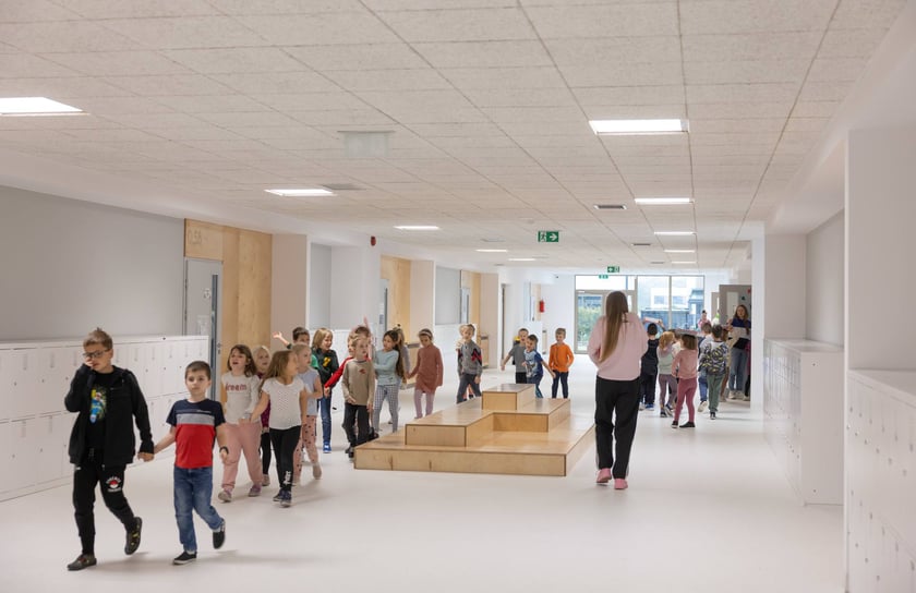 Październikowy dzień w zespole szkolno-przedszkolnym na Asfaltowej