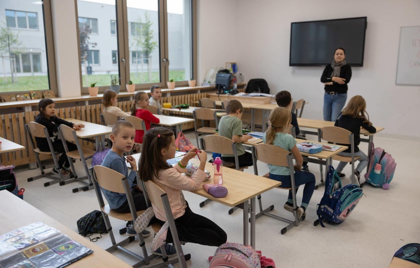 Październikowy dzień w zespole szkolno-przedszkolnym na Asfaltowej