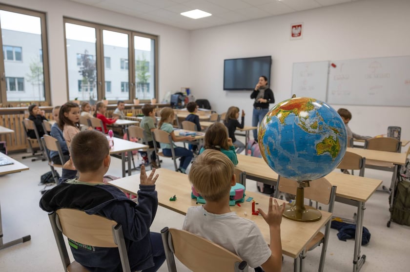 Październikowy dzień w zespole szkolno-przedszkolnym na Asfaltowej