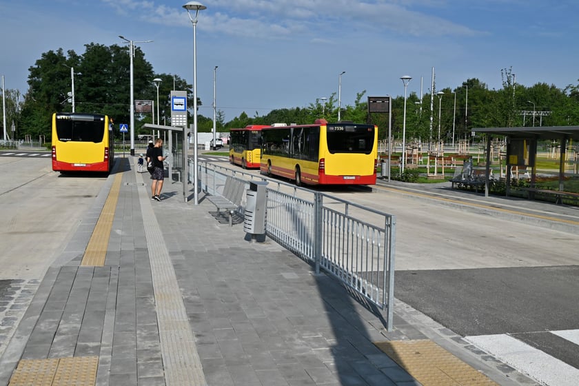 Trasa autobusowo-tramwajowa na Nowy Dwór.