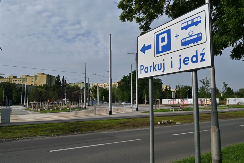 Trasa autobusowo-tramwajowa na Nowy Dwór.