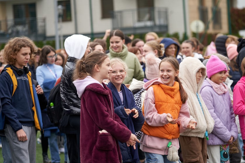 Otwarcie altany i ścieżki edukacyjnej w Dwujęzycznej Szkole Podstawowej ATUT we Wrocławiu