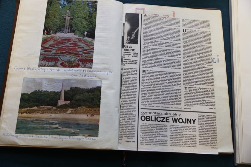 Kroniki szkolne Szkoły Podstawowej nr 45 przy ul. Krajewskiego we Wrocławiu