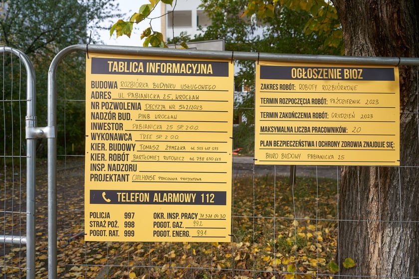 Wyburzanie budynku po przychodni Practimed, 24 października 2023