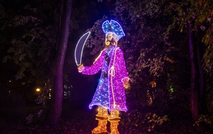 „Filmowe Opowieści” w Lumina Park w Zamku Topacz