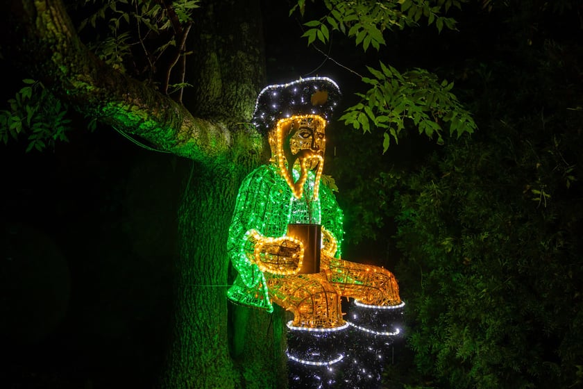 „Filmowe Opowieści” w Lumina Park w Zamku Topacz