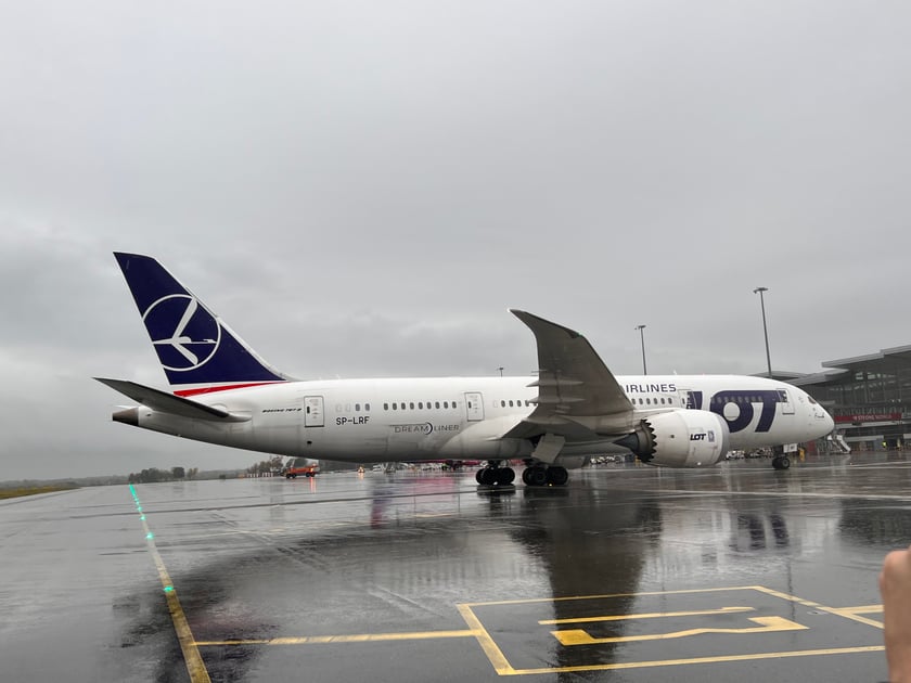 Pierwszy samolot z Wrocławia do Seulu