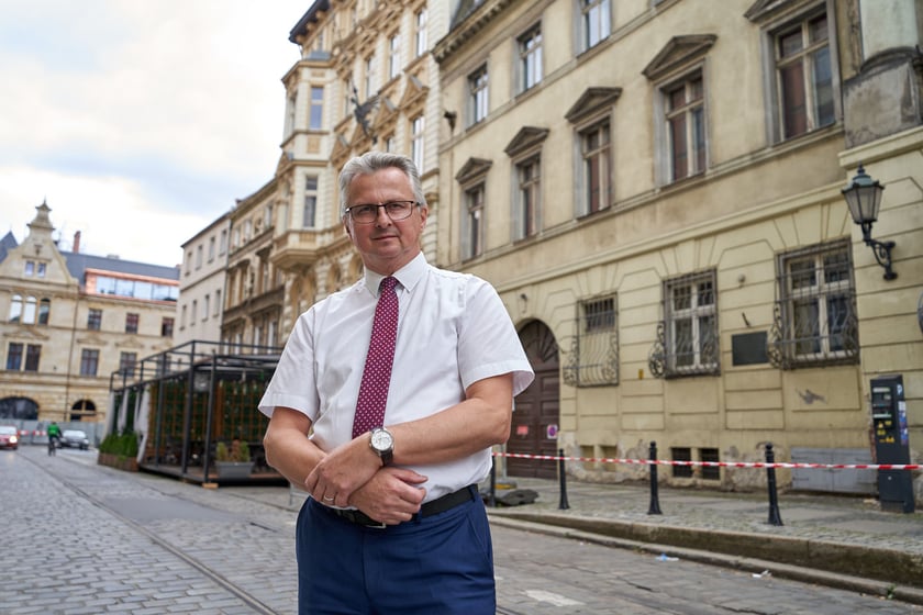 Janusz Dziewit, właściciel