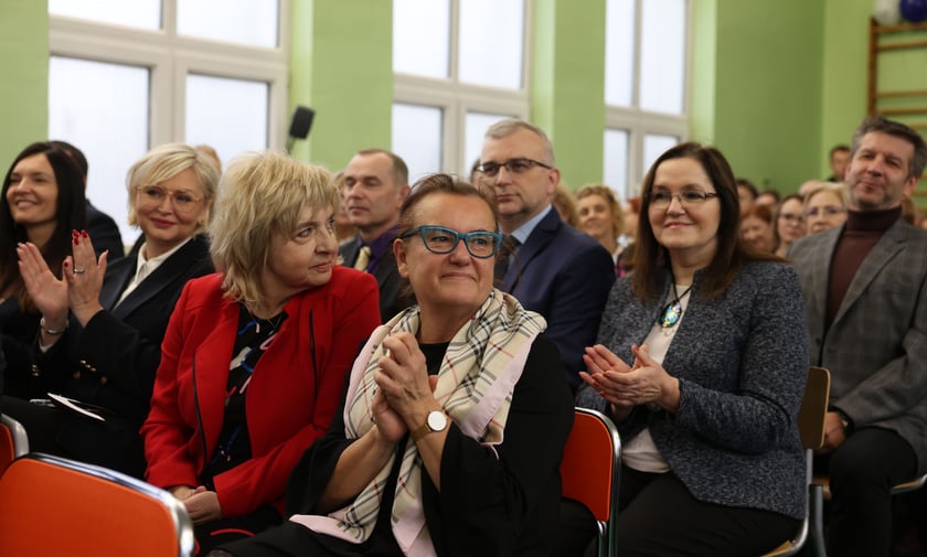 Uroczystość 75-lecia VI LO we Wrocławiu