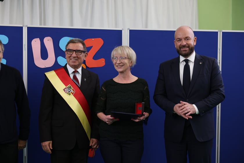 Uroczystość 75-lecia VI LO we Wrocławiu