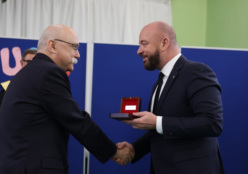 Uroczystość 75-lecia VI LO we Wrocławiu
