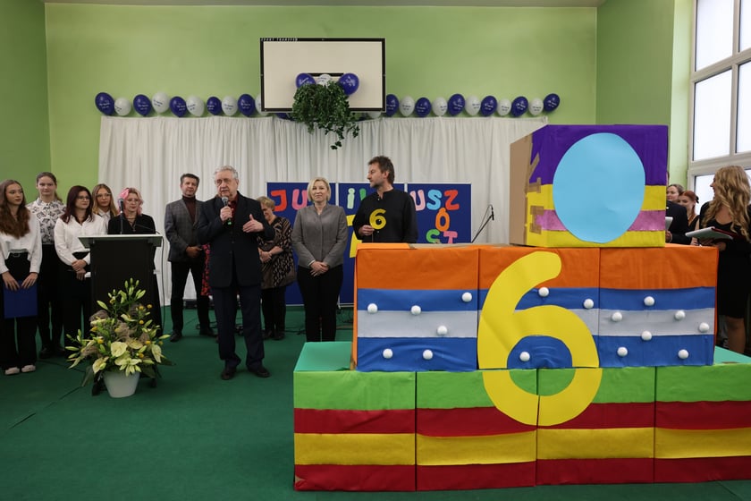 Uroczystość 75-lecia VI LO we Wrocławiu