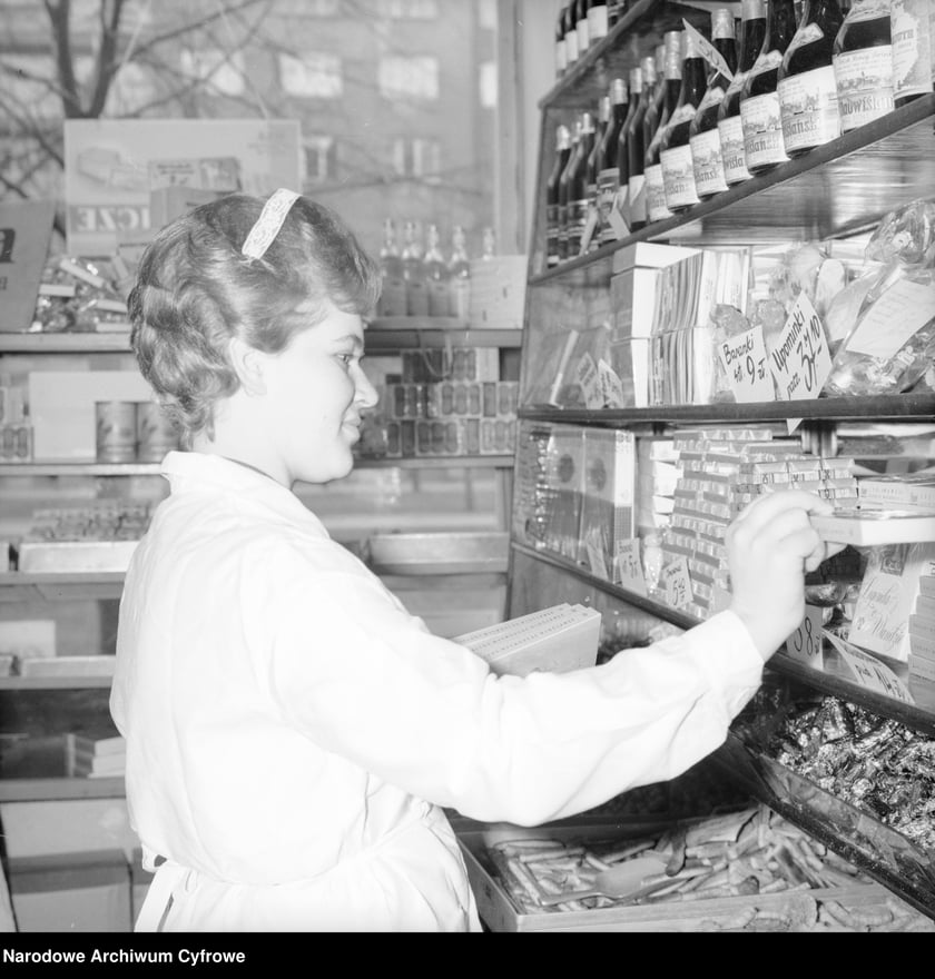 Zakupy w czasach PRL. Lata 1967-72