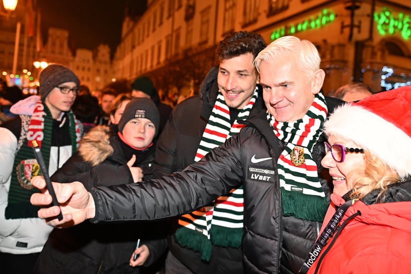 Uroczyste rozświetlenie choinki w Rynku