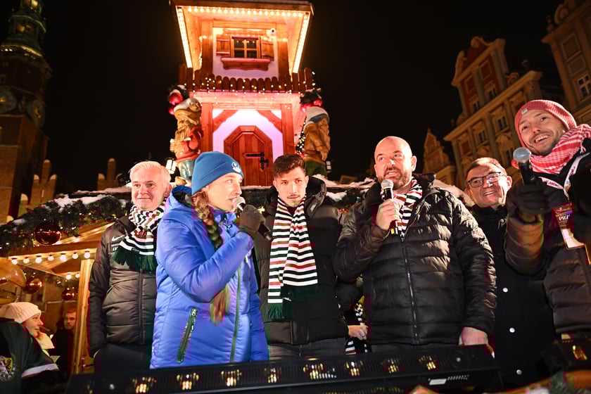 Uroczyste rozświetlenie choinki w Rynku