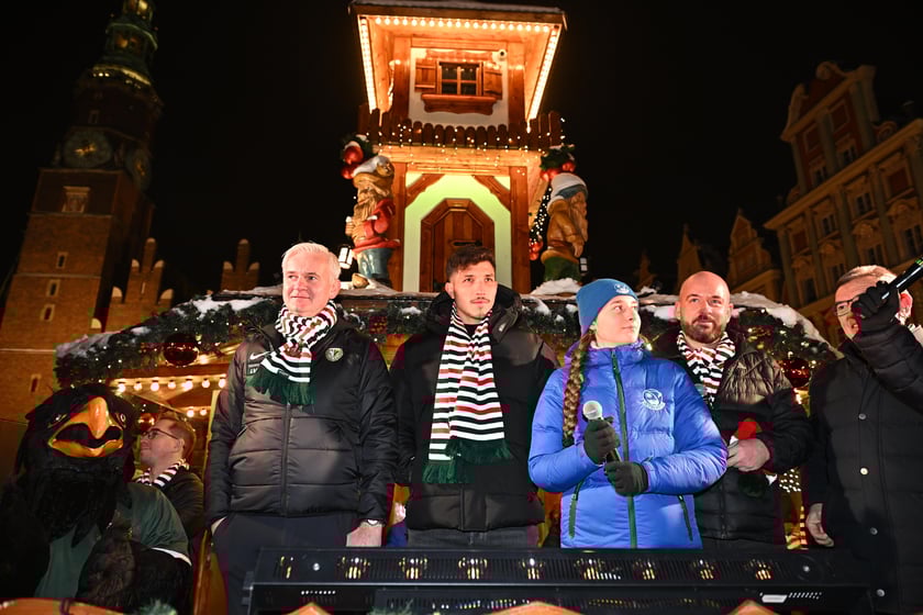 Uroczyste rozświetlenie choinki w Rynku