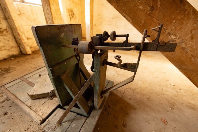 Pałac Korn&oacute;w w Pawłowicach - kompleks folwarczny