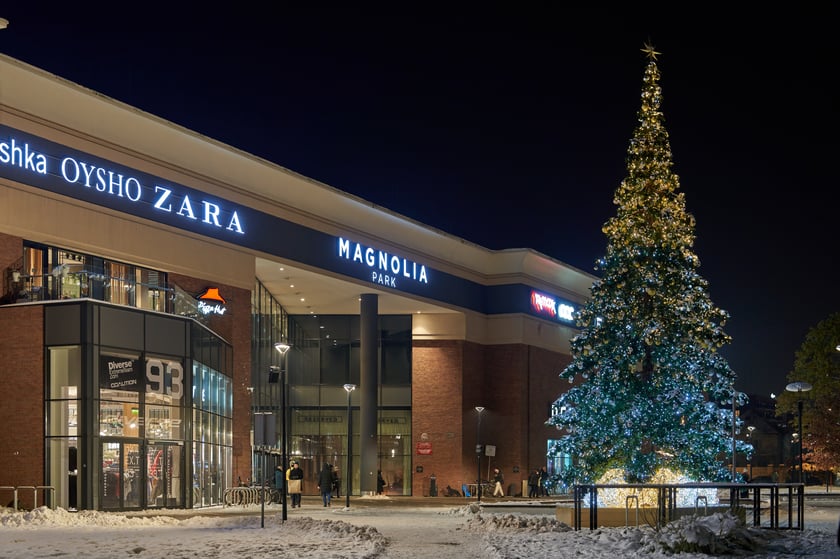 Iluminacje świąteczne wokół wrocławskich galerii