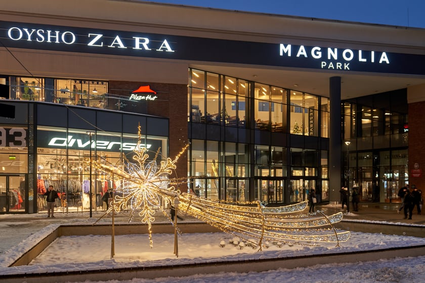 Iluminacje świąteczne wokół wrocławskich galerii