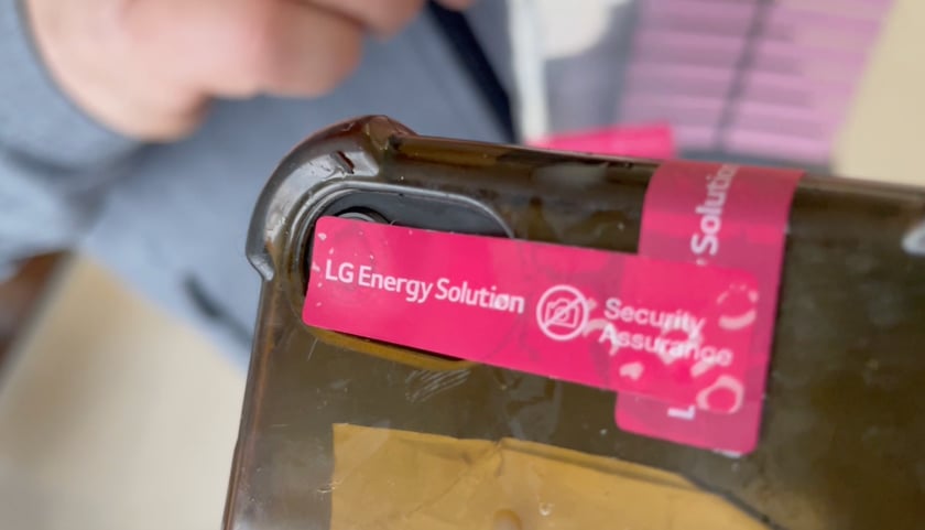 Naklejka zabezpieczająca kamery w smartfonie