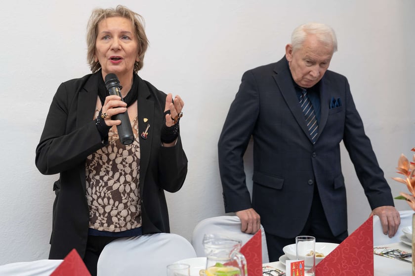 Spotkanie wigilijne dyrektorów szkół ponadpodstawowych i władz Wrocławia