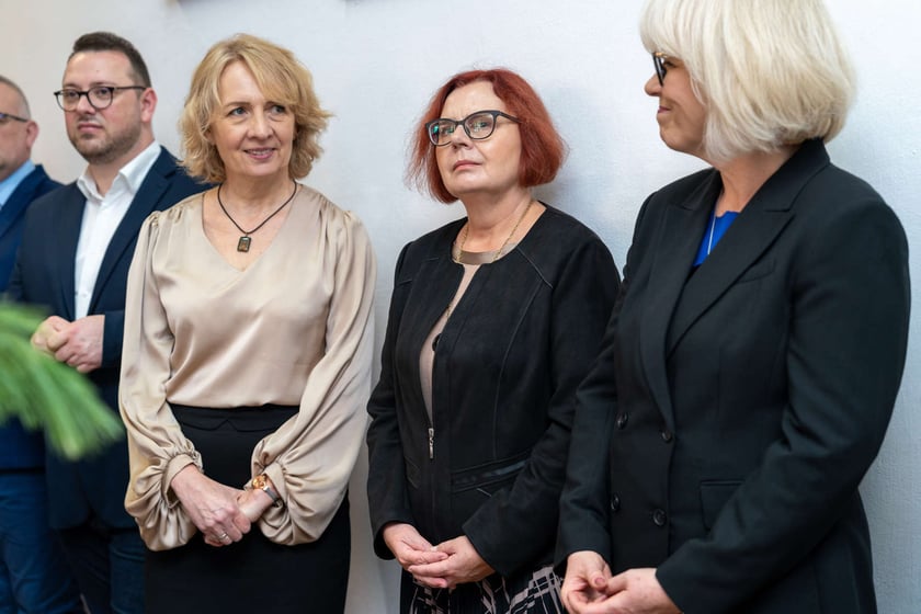 Spotkanie wigilijne dyrektorów szkół ponadpodstawowych i władz Wrocławia