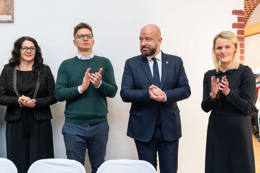 Spotkanie wigilijne dyrektorów szkół ponadpodstawowych i władz Wrocławia